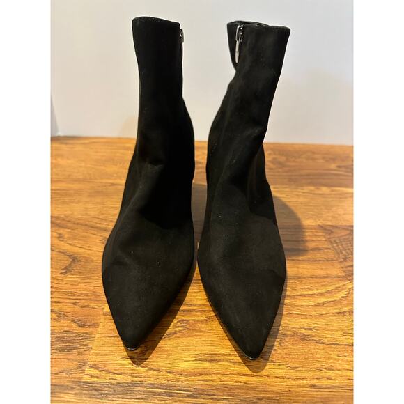 Marc Fisher Women's Faux Suede Glorry Kitten Heel Ankle Boots Black Size 9 NWOB - Picture 3 of 11